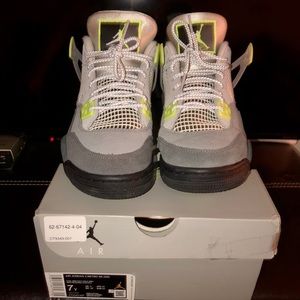Jordan 4s